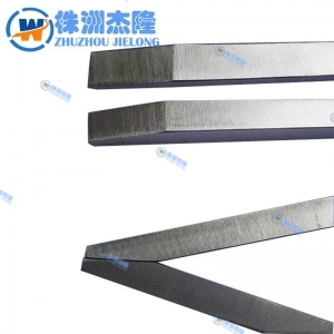 Left/right tungsten electrode in welding